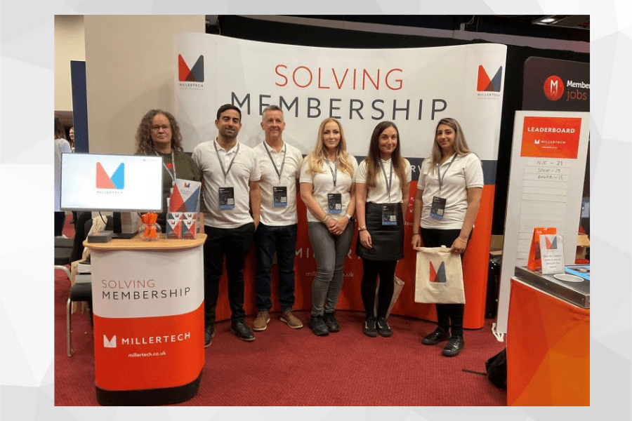 Memberwise stand image